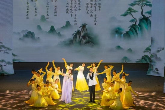 新闻照片2.jpg